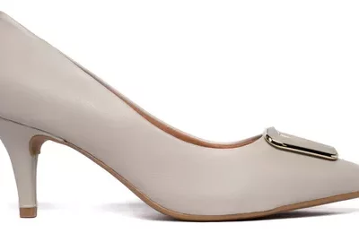 Sapato Scarpin Feminino Vizzano Com Detalhe Metalizado