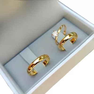 Par De Alianças Tungstênio 4mm Banhada Ouro 18k E Solitario
