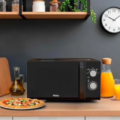 Micro-ondas Philco 20L Preto Painel Mecânico
